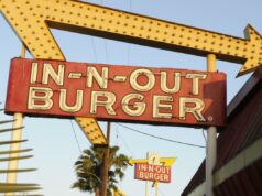 O In-N-Out Burger não chamará mais o pedido 67 devido ao irritante meme ‘Six Seven’ da Geração Alpha O In-N-Out Burger não chamará mais o pedido 67 devido ao irritante meme ‘Six Seven’ da Geração Alpha