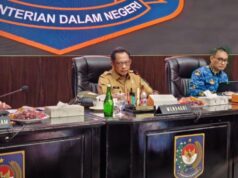 O Ministro da Administração Interna admite que o governo não está preparado para enfrentar o desastre no norte de Sumatra: aconteceu muito rapidamente O Ministro da Administração Interna admite que o governo não está preparado para enfrentar o desastre no norte de Sumatra: aconteceu muito rapidamente