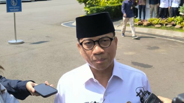 O Ministro da Aldeia, Yandri, Libera os Chefes da Aldeia O Ministro da Aldeia, Yandri, Libera os Chefes da Aldeia para Usarem os Fundos da Aldeia para Lidar com os Impactos dos Desastres