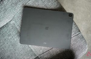 O OnePlus Pad Go 2 está oficialmente aqui A parte traseira do OnePlus Pad Go 2