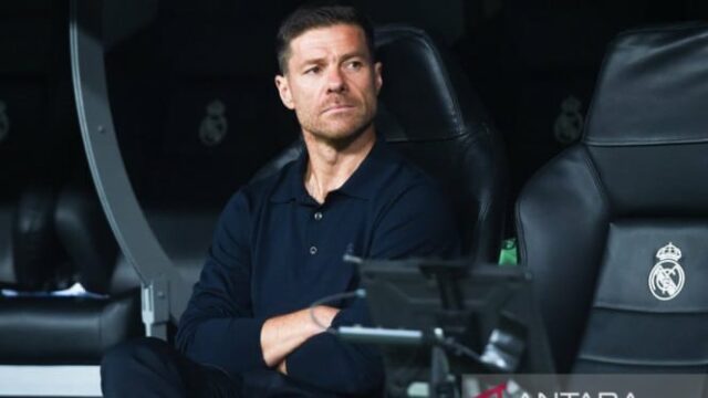 O Real Madrid decide o destino de Xabi Alonso após O Real Madrid decide o destino de Xabi Alonso após ser silenciado pelo Man City