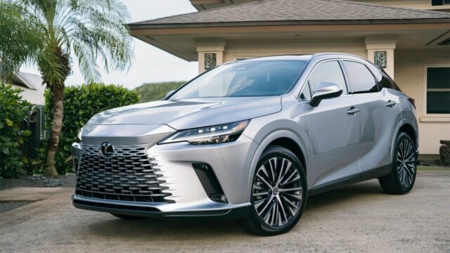 O SUV Lexus RX 350h F Sport Design 2025

