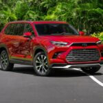 O SUV híbrido Toyota Grand Highlander Platinum Edition MAX 2026