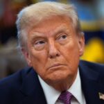 O ataque de Trump às repórteres continua enquanto ele ataca a questão da ressonância magnética | Vídeo