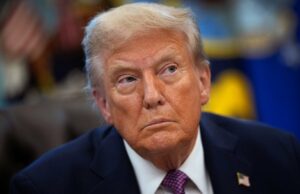 O ataque de Trump às repórteres continua enquanto ele ataca a questão da ressonância magnética | Vídeo O ataque de Trump às repórteres continua enquanto ele ataca a questão da ressonância magnética | Vídeo