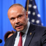 O bebê chorão Dan Bongino está deixando o FBI?