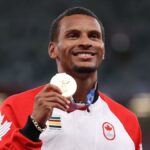 O campeão olímpico De Grasse é nomeado embaixador do evento internacional da Maratona de Mumbai