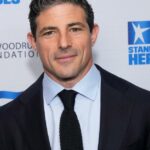 O correspondente da ABC News Matt Gutman vai para a CBS