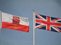 O deputado de Gibraltar sugere que o aumento dos impostos sobre jogos de azar no Reino Unido pode impactar o setor de jogos online A bandeira de Gibraltar tremula ao lado da Union Jack. O deputado de Gibraltar sugere que o aumento dos impostos sobre jogos de azar no Reino Unido pode impactar o setor de jogos online.