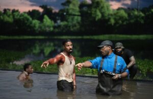 O diretor de ‘Sinners’, Ryan Coogler, diz que rejeitar o convite da Academia ‘não foi por animosidade’ após as críticas ao Oscar: ‘Não sou bom em julgar as coisas’ O diretor de 'Sinners', Ryan Coogler, diz que rejeitar o convite da Academia 'não foi por animosidade' após as críticas ao Oscar: 'Não sou bom em julgar as coisas'