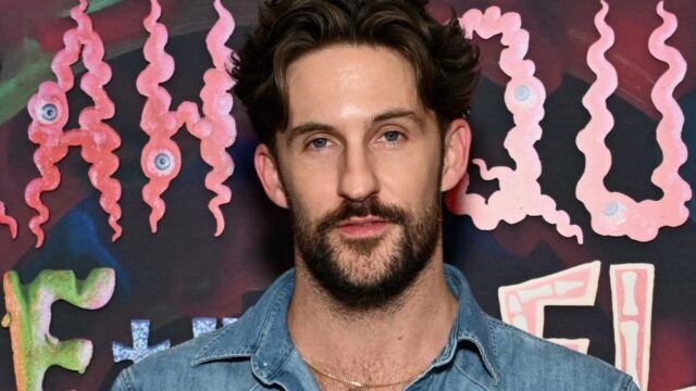 O escritor de 'SNL' Jimmy Fowlie pede ajuda para encontrar a irmã desaparecida: 'Estamos preocupados que ela não esteja segura'
