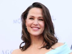 O estilo de casaco ‘old money’ de Jennifer Garner tira a pressão de se preparar moda