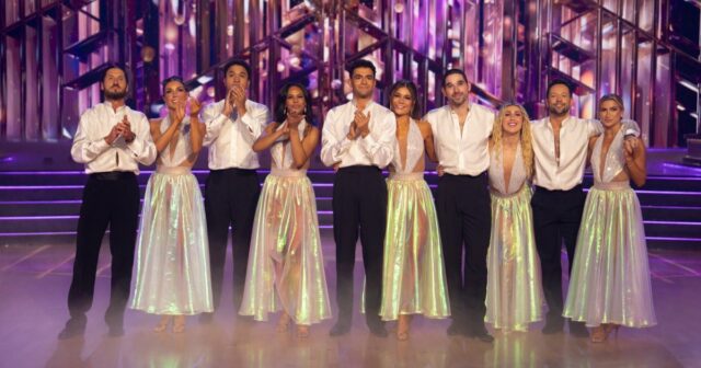 O figurinista de 'Dancing With the Stars' compartilha segredos da GettyImages1470125232 DWTS Figurinista compartilha segredos