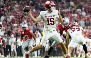 O futebol universitário está maior do que nunca – então o Congresso quer participar da ação O futebol universitário está maior do que nunca – então o Congresso quer participar da ação