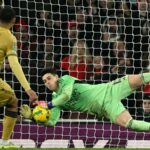 O heroísmo de Kepa leva o Arsenal às semifinais da Copa da Liga com uma vitória nos pênaltis sobre o Crystal Palace