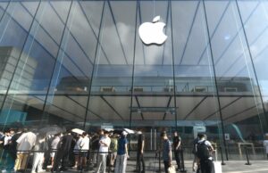 O iPhone Fold está chegando. Você pode não conseguir um por anos. O iPhone Fold está chegando. Você pode não conseguir um por anos.