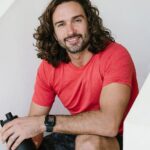 O influenciador e autor britânico de fitness Joe Wicks assina com a WME (EXCLUSIVO)