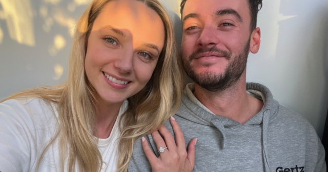 A nutricionista e influenciadora alimentar australiana Stacey Hatfield morreu de uma complicação extremamente rara durante o parto, disse seu marido de coração partido, Nathan Warnecke.