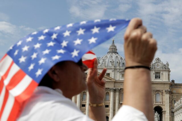 O longo declínio da religião na América pode estar estagnando

