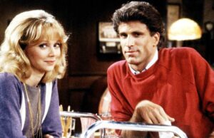 O melhor programa de TV de todos os anos da década de 1980: de ‘Cheers’ a ‘Seinfeld’ Jennifer Connelly em Labirinto