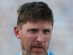 O motorista da NASCAR Denny Hamlin quebra o silêncio depois que meu pai morre em um incêndio em uma casa denny-hamlin-getty-1