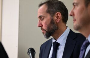 O promotor de Trump, Jack Smith, defende histórico perante legisladores republicanos O promotor de Trump, Jack Smith, defende histórico perante legisladores republicanos