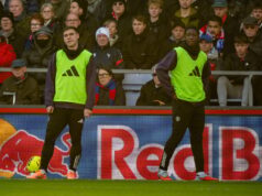 O que Kobbie Mainoo fez antes de entrar contra o Palace parecia preocupante, não terminou bem para Ten Hag antes Crystal Palace x Manchester United - Premier League