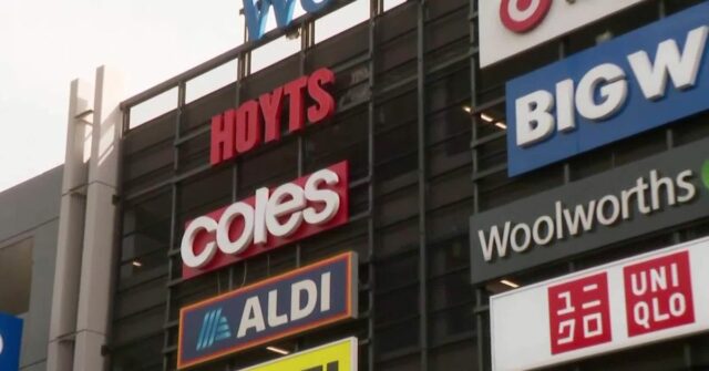 A polícia foi chamada ao shopping Westfield Miranda ontem à tarde.