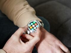 O recurso Samsung Galaxy Watch no One UI 8 em que confio mais do que no meu telefone Foto de gato preto exibida no Samsung Galaxy Watch Ultra