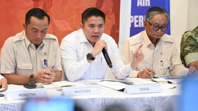 O secretário de gabinete Teddy revela que o governo lidou com o desastre de Sumatra muito rapidamente em 1 mês
