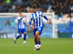 O técnico do Sheffield Wednesday revela o que o Man Utd disse sobre Harry Amass emprestado Ruben Amorim com traje do Manchester United durante derrota para o Everton.