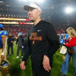 O técnico do Southern California Trojans, Lincoln Riley, reagindo após o jogo.