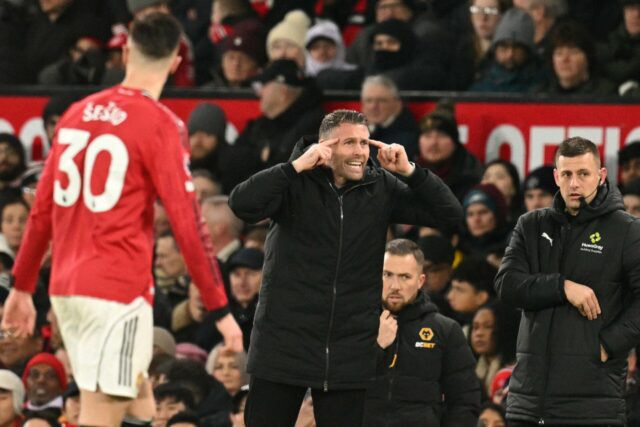 Joshua Zirkzee em ação durante a partida da Premier League entre Manchester United e Wolves em Old Trafford em 2025 em Manchester, Inglaterra.