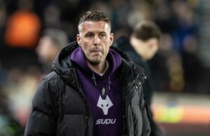 O técnico do Wolves escolhe o ás do Man Utd que foi um incômodo na vitória por 4 a 1 e elogia a habilidade de contra-ataque do time FBL-ENG-PR-WOLVES-MAN UTD