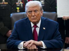 Oficial nigeriano se recusa a descartar tropas AMERICANAS no terreno depois de trabalhar com Trump para bombardear o ISIS Donald Trump anunciou um ataque “poderoso e mortal” no dia de Natal contra a “escória terrorista” do ISIS na Nigéria e alertou que os radicais continuarão a pagar pela perseguição aos cristãos