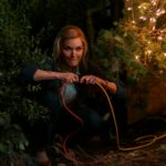 'Oh. O que. Diversão.' Crítica: Michelle Pfeiffer espalha zombarias de férias em uma ode pouco inspirada às mães subestimadas