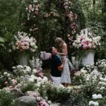 Os anéis de noivado de celebridades mais caros de 2025: do rock de Taylor Swift, mais