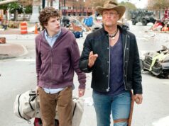 Os cinco melhores filmes Prime Video para assistir em dezembro de 2025, classificados pela classificação do Rotten Tomatoes Felicity Jones, Dominic Sessa, Chloe Grace Moretz, Devery Jacobs, em baixo, a partir da esquerda: Jason Schwartzman, Rafaella Karnaby, Michelle Pfeiffer, Drake Shehan e Denis Leary em Oh. O que. Diversão