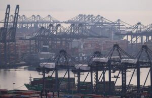 Os controles de exportação da China levam as empresas europeias a mover as cadeias de abastecimento Os controles de exportação da China levam as empresas europeias a mover as cadeias de abastecimento