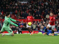 Os fãs do Man Utd reagem instantaneamente a algo que Senne Lammens ‘sozinho’ conseguiu no empate 4-4 com o Bournemouth Senne Lammens durante a partida da Premier League entre Wolves e Manchester United no Molineux em Wolverhampton, Inglaterra, em 2025.
