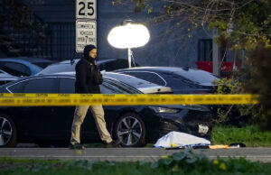 Os investigadores pedem que as testemunhas do tiroteio mortal em uma festa infantil na Califórnia se apresentem Yahoo news home