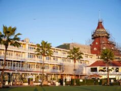 Os melhores hotéis de 2025 envelheceram como bons vinhos A sala do escritor no Eden Roc Cap Cana. (Nikki Ekstein/Bloomberg)