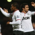 Gary Neville e Roy Keane comemoram pelo Manchester United