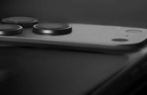 Os sensores de câmera do iPhone 18 Pro devem ser fabricados nos EUA Sensores de câmera do iPhone 18 Pro devem ser fabricados nos EUA | Foto mostra close do módulo de câmera do iPhone 17 Pro