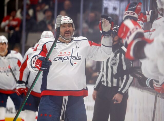 Ovechkin marca duas vezes e o Sharks não comparece na derrota para o Capitals
