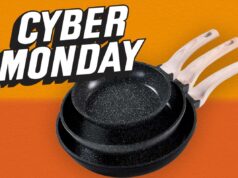 Ovo na sua cara se você não aproveitar as vantagens desta oferta de frigideiras da Cyber Monday Três frigideiras antiaderentes Carote pretas salpicadas com alças de madeira, aninhadas entre si.