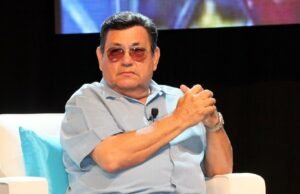 Pai da falecida Selena Quintanilla, Abraham Quintanilla, morto aos 86 anos Jon Seda ainda é amigo de Chris Perez 27 anos depois de interpretá-lo em Selena 874