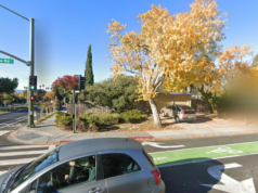 Palo Alto: residência unifamiliar é vendida por US$ 2,6 milhões 3946 Louis Road - Google Street View