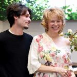 GettyImages-2226788955 Pamela Anderson reflete sobre a 'bela semana' em meio ao romance de Liam Neeson