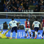 Passada a disputa de pênaltis, Bologna chega à final da Supercopa italiana após humilhar o Inter de Milão